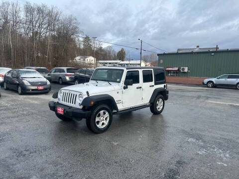 2017 Jeep Wrangler Unlimited for sale at DAN KEARNEY'S USED CARS in Center Rutland VT