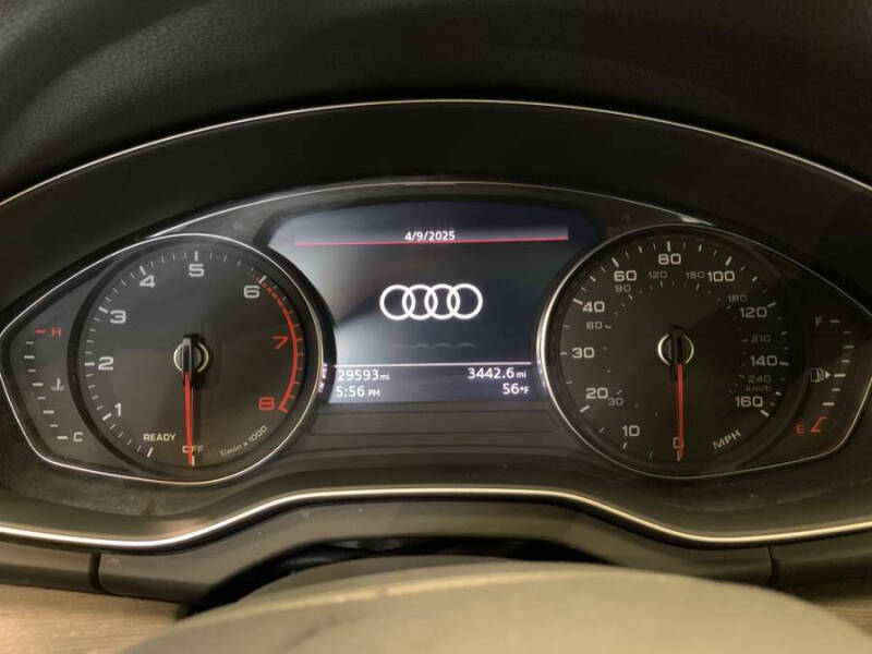 2023 Audi Q5 quattro Premium 40 TFSI