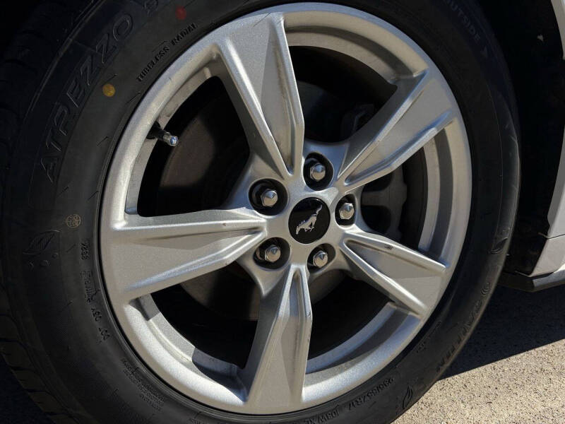 2024 Ford Mustang EcoBoost