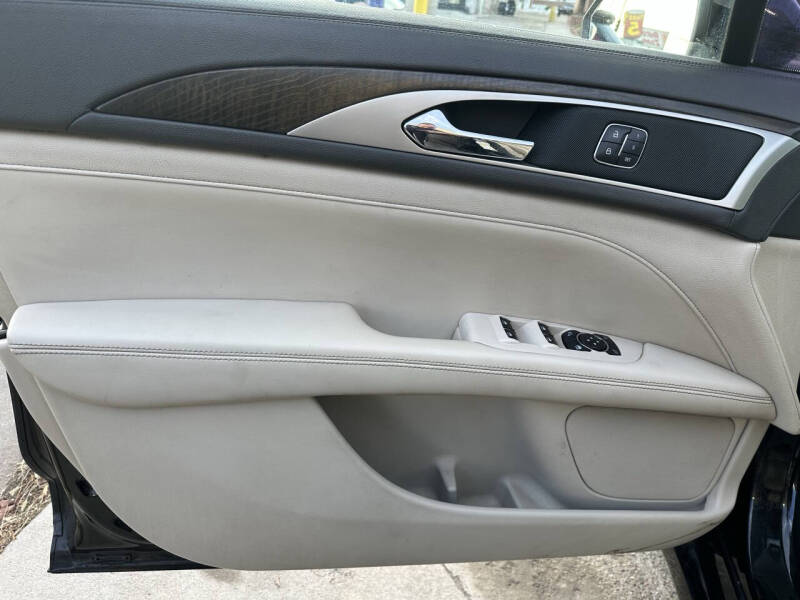 2017 Lincoln MKZ Reserve