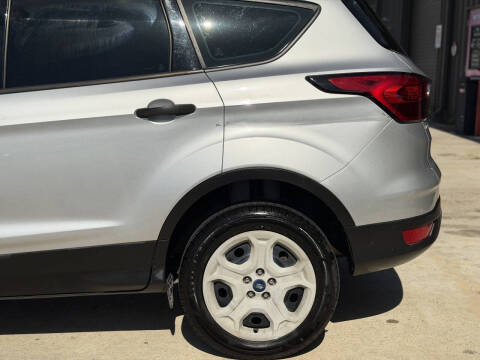 2019 Ford Escape S