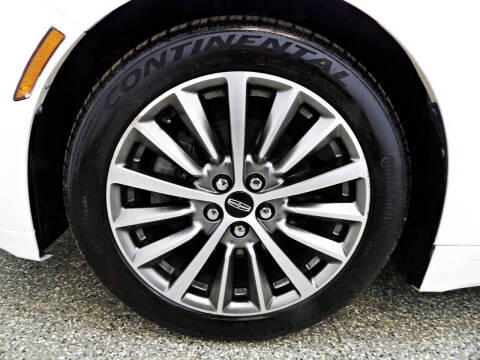 2017 Lincoln MKZ Select