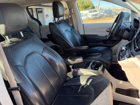 2018 Chrysler Pacifica Touring L