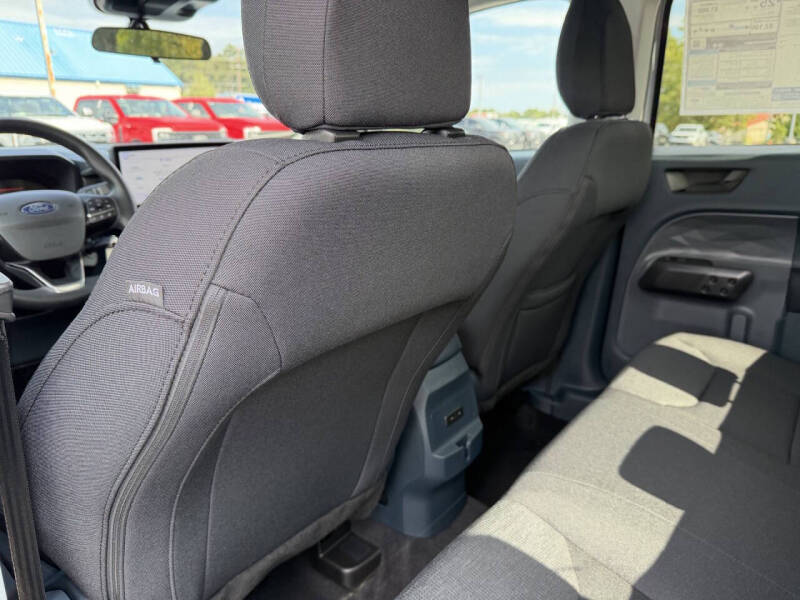 2025 Ford Maverick XL