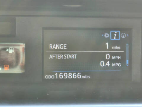 2015 Toyota Prius v Five