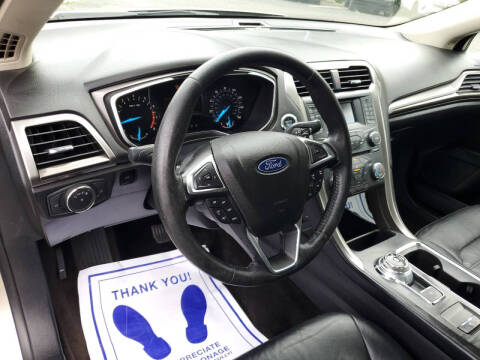 2018 Ford Fusion SE