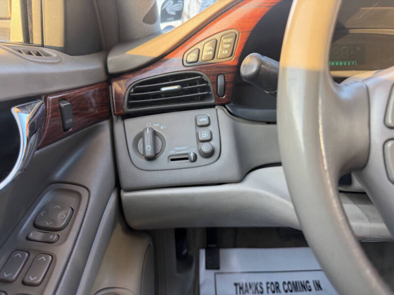 2003 Cadillac DeVille