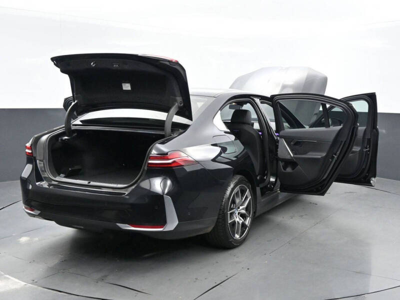 2024 BMW i5 eDrive40