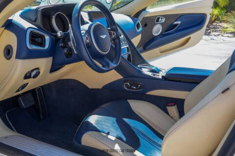 2019 Aston Martin DB11 Volante