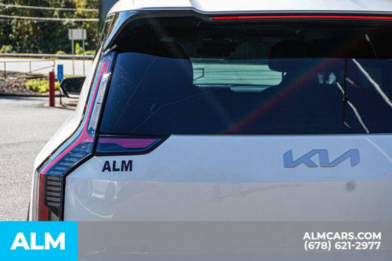 2024 Kia EV9 Light Long Range