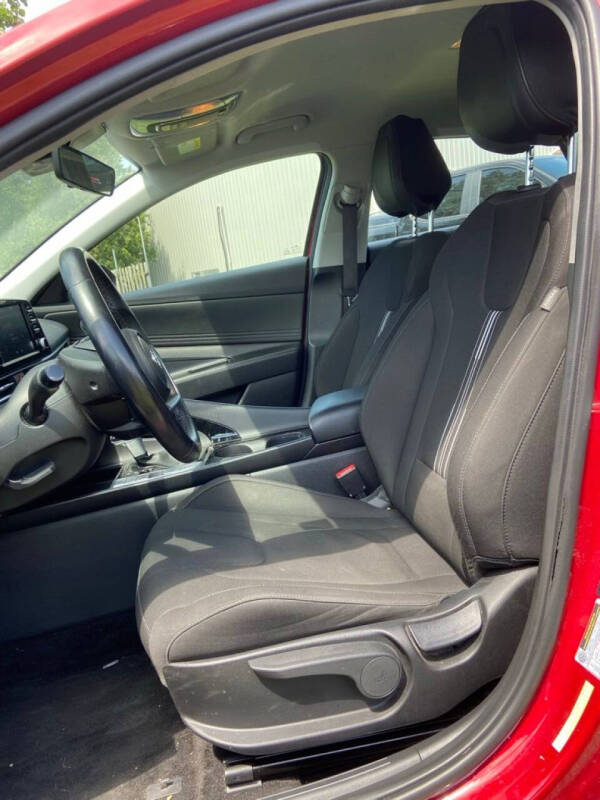 2022 Hyundai Elantra