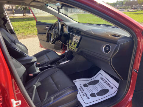 2017 Toyota Corolla XSE