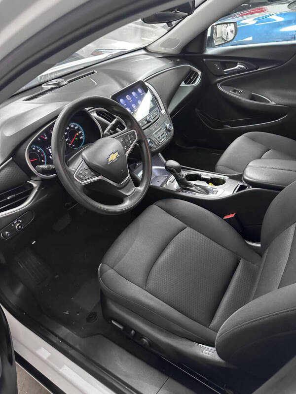 2022 Chevrolet Malibu LT