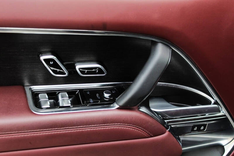 2024 Land Rover Range Rover P530 SE