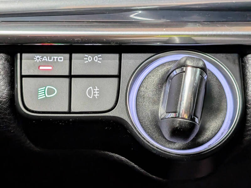 2022 Porsche Panamera 4