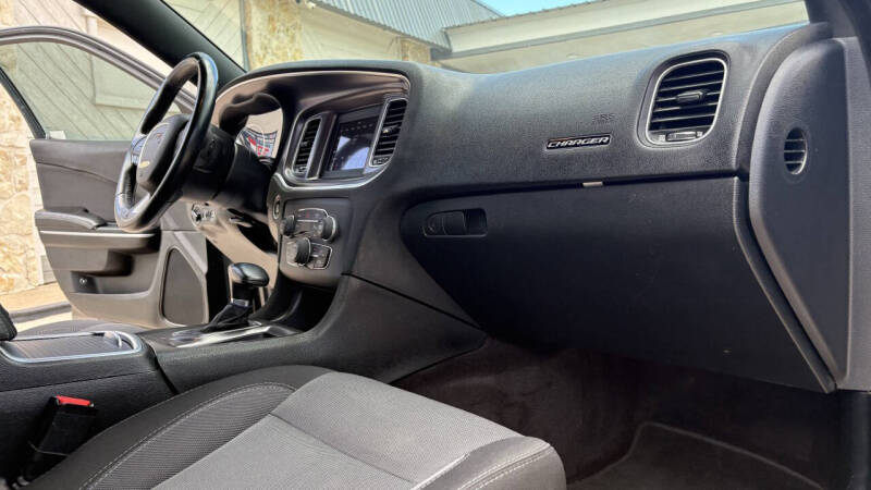 2018 Dodge Charger SXT