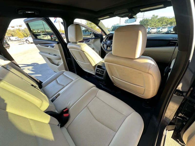 2018 Cadillac XT5 Luxury