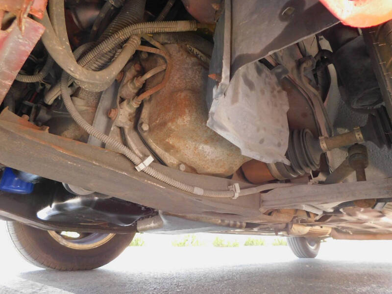 1992 Pontiac Sunbird SE