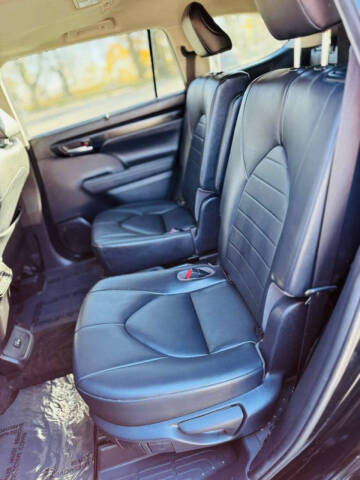 2020 Toyota Highlander XLE