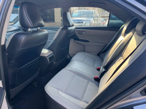 2017 Toyota Camry SE