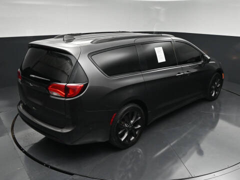 2019 Chrysler Pacifica Touring L Plus