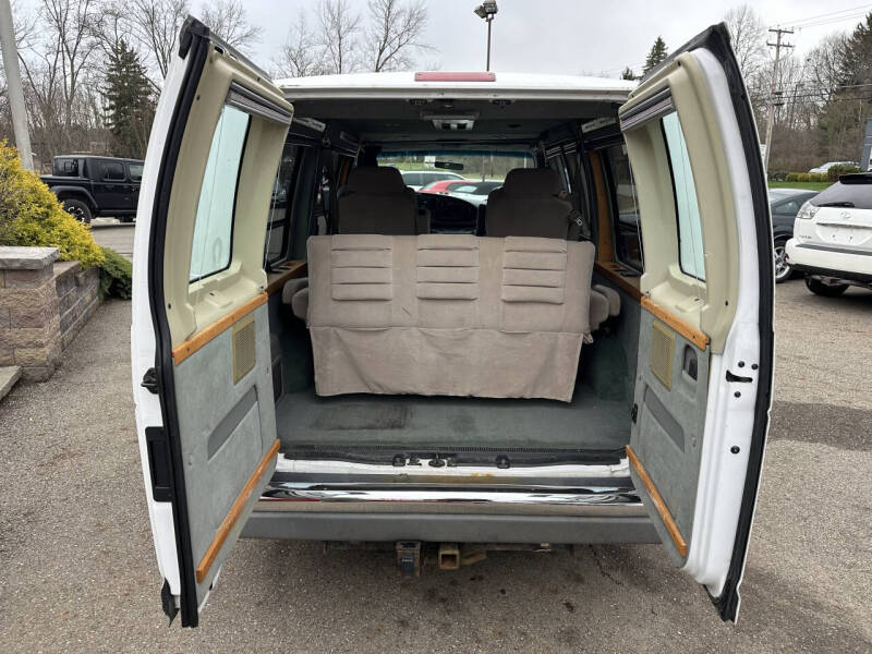 2000 Ford E-Series E-150