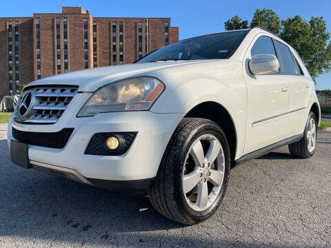 2009 Mercedes-Benz M-Class for sale at Supreme Auto Gallery LLC in Kansas City MO