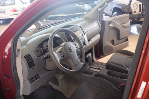 2015 Nissan Frontier Desert Runner