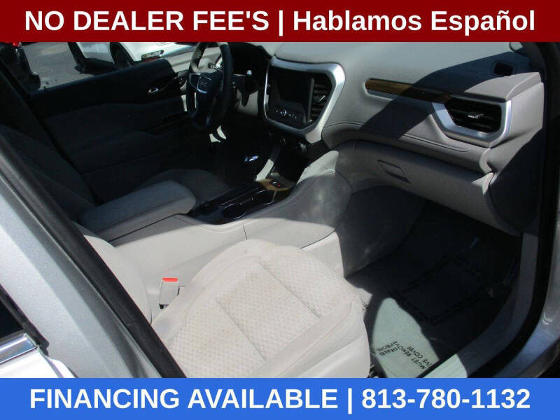 2019 GMC Acadia SLE-2
