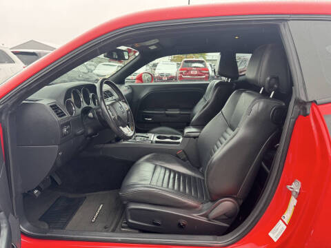 2014 Dodge Challenger SXT Plus