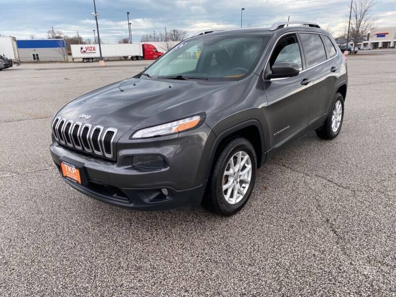 2016 Jeep Cherokee for sale at TKP Auto Sales in Eastlake OH