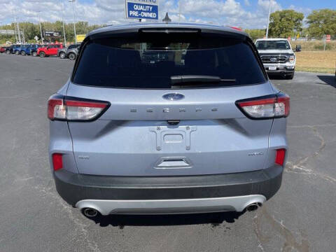 2022 Ford Escape SE