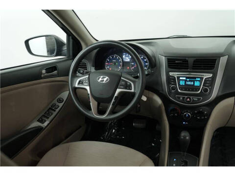 2017 Hyundai Accent Value Edition