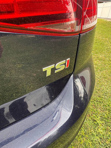 2016 Volkswagen Golf TSI