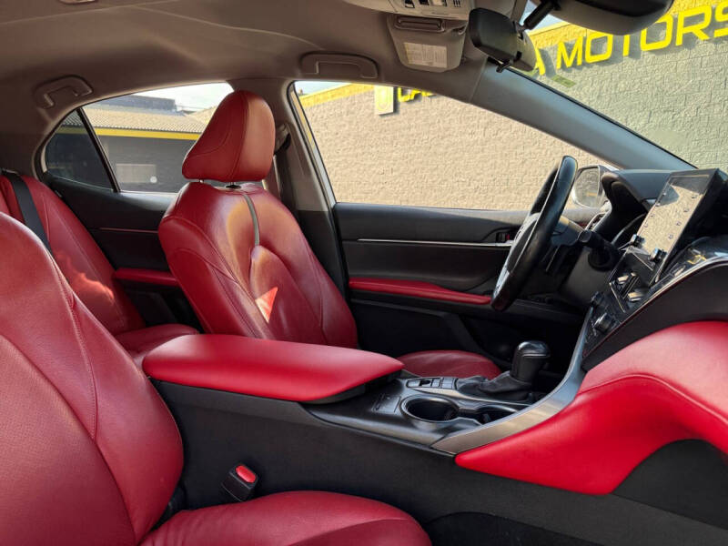 2024 Toyota Camry Hybrid