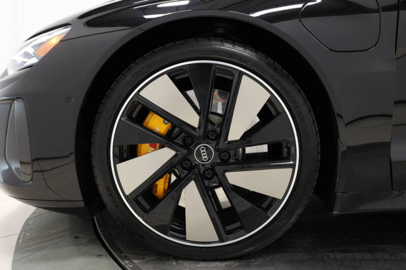 2022 Audi RS e-tron GT quattro