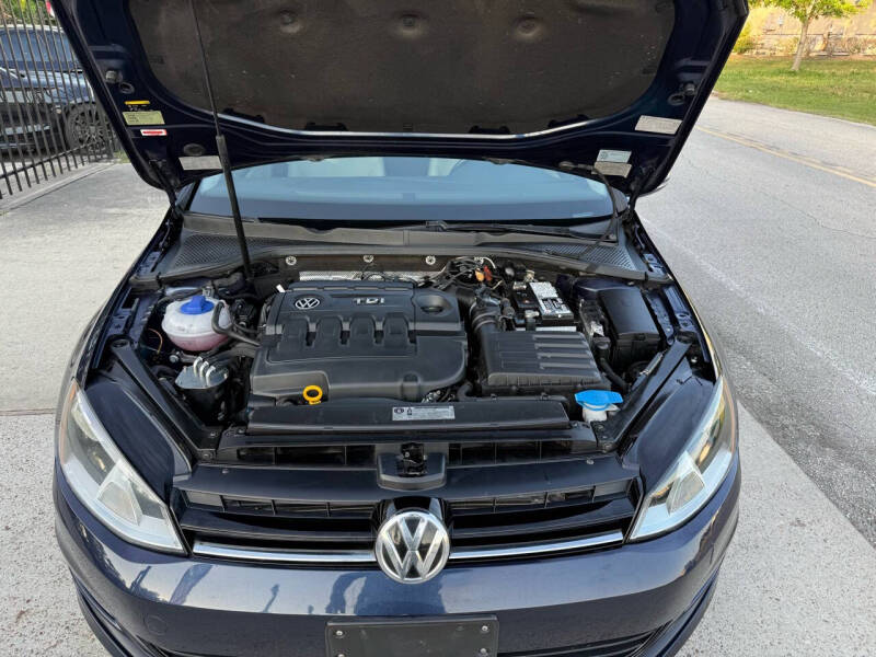 2015 Volkswagen Golf TDI S
