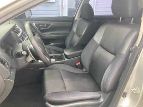 2017 Nissan Altima 2.5 SR