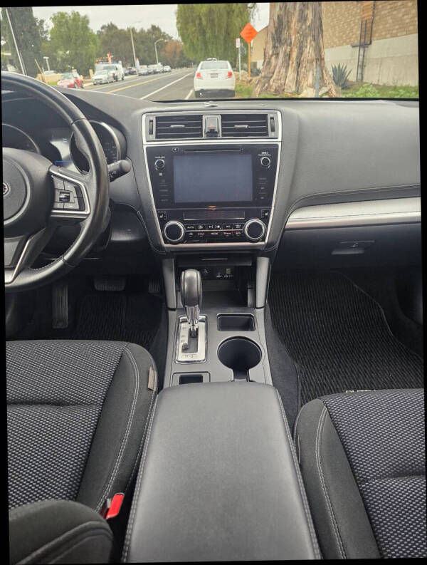 2019 Subaru Outback 2.5i Premium