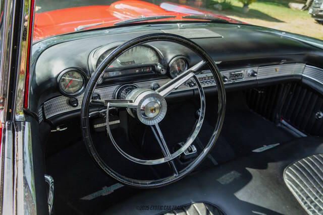 1956 Ford Thunderbird