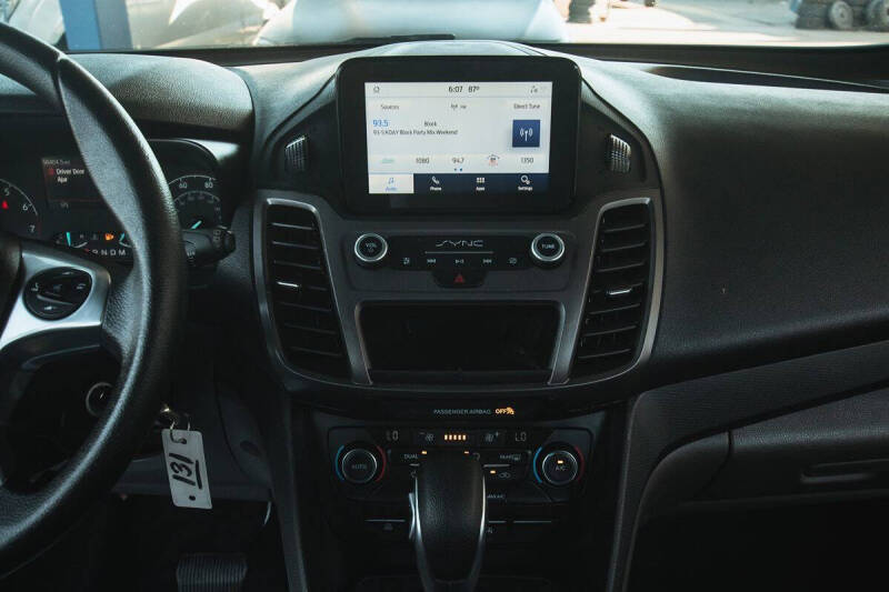 2022 Ford Transit Connect XLT