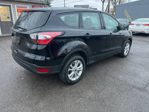 2017 Ford Escape S