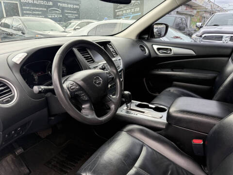 2018 Nissan Pathfinder Platinum