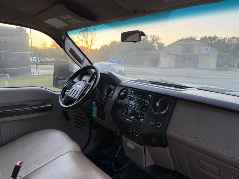 2009 Ford F-350 Super Duty XL