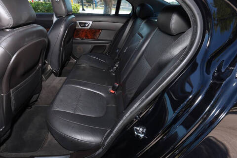 2010 Jaguar XF Premium
