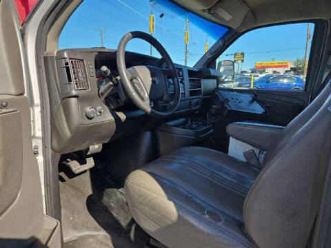 2015 GMC Savana 2500