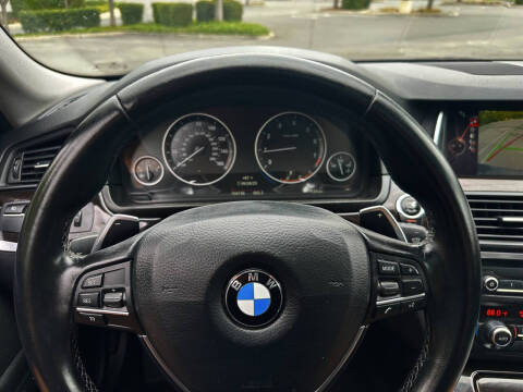 2016 BMW 5 Series 528i