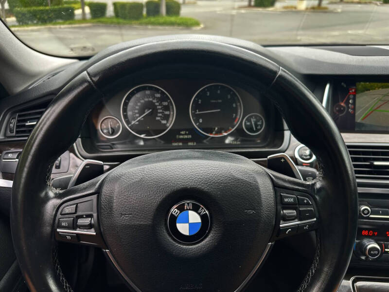 2016 BMW 5 Series 528i