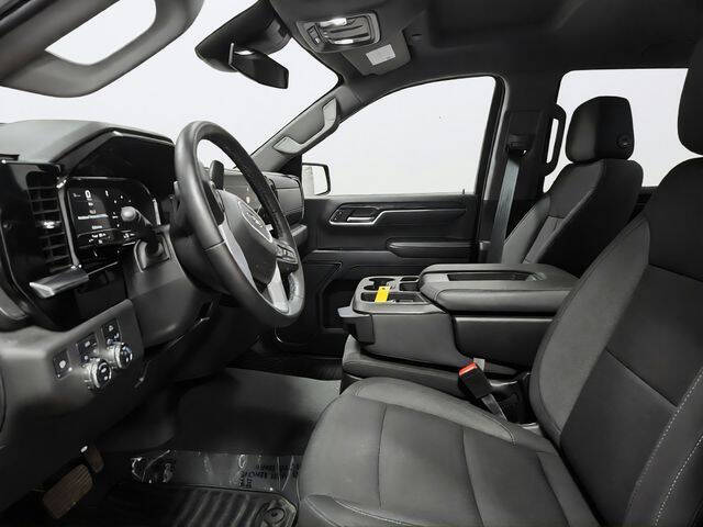 2024 GMC Sierra 1500 Elevation Standard