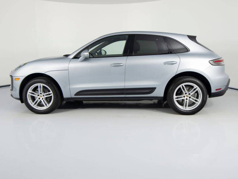 2025 Porsche Macan